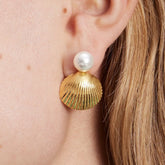 Shell Pearl Earrings