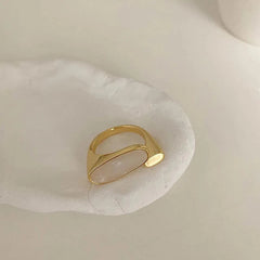 Retro Minority Light Luxury Oval Shell Opening Finger Rings