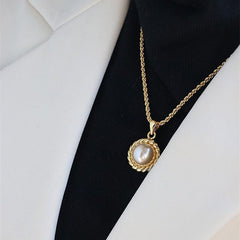 Stainless Steel Freshwater Pearl Pendant Necklaces