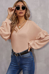 Slim-fit Solid Color V-neck Top