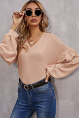 Slim-fit Solid Color V-neck Top