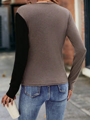 Colorblock slim-fit waist pleated V-neck top