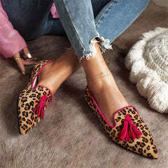 Pointed-toe Fringe Leopard Contrast Mules