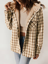 Plaid Pattern Velvet Lining Hooded Jacket