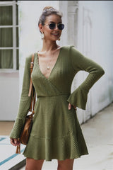 Plain V Neck Long-sleeved Short Dress