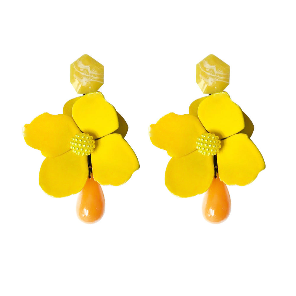 Flaxmaker Metal Floral Stud Earrings