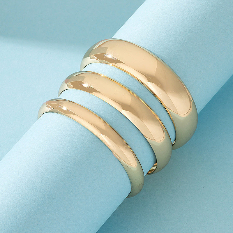 Closed Ring Bracelet