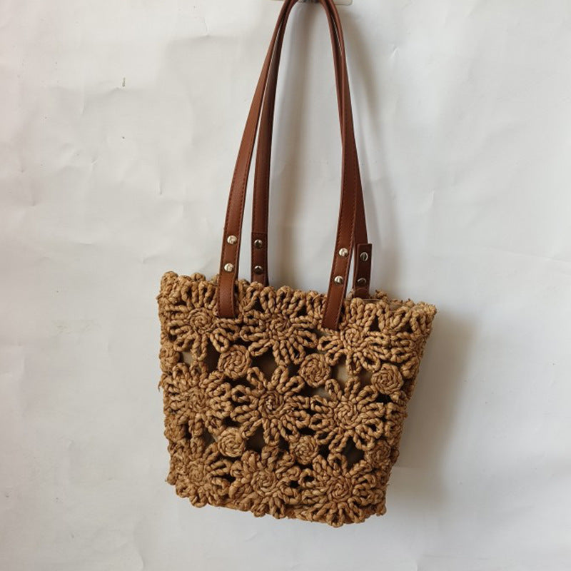 Hollow Flower Crossbody Straw Bag