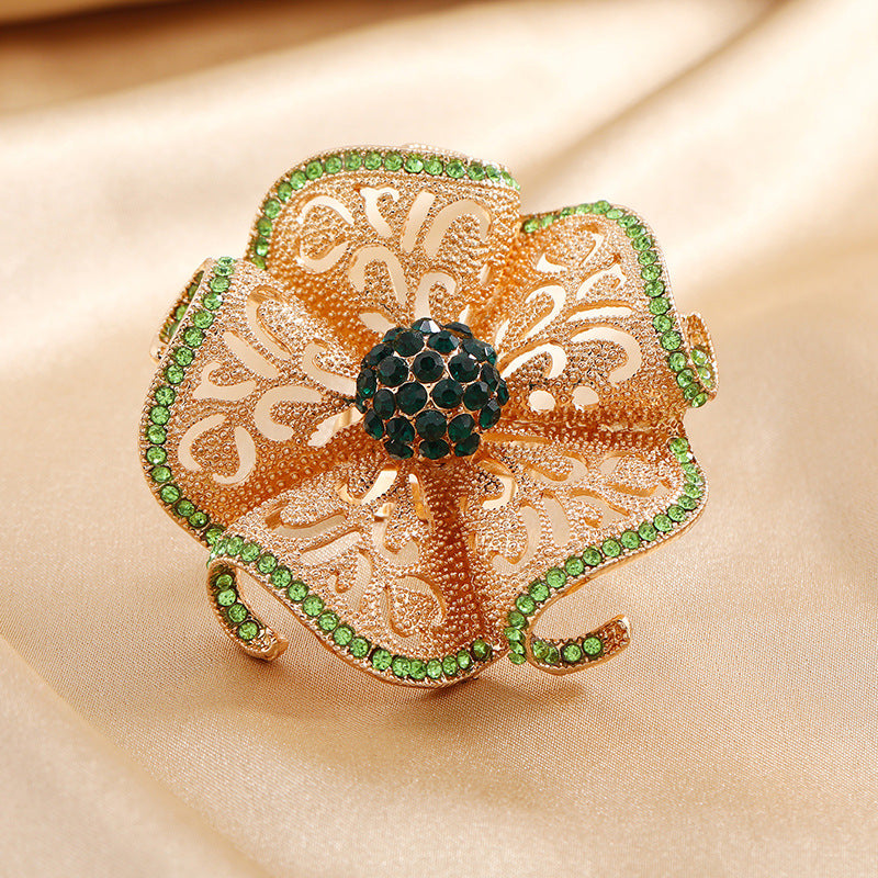 Openwork Flower Ring