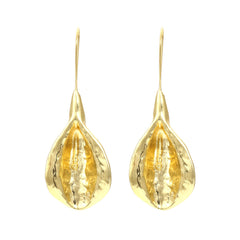 Flaxmaker Vintage Holiday Style Metal Earrings