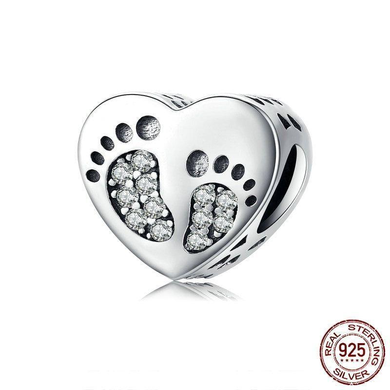 Colgante de plata de ley 925 con huellas de corazón