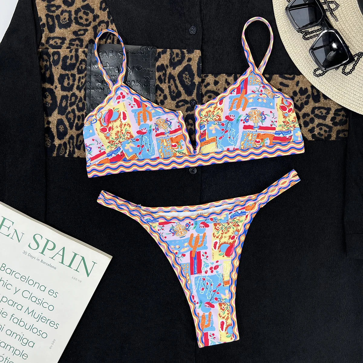 Ethnic Style Swimsuit Wavy Bikini Two Piece Low Waist Thong Swimwear V-neck Suspender Backless Bathing Suit Beachwear