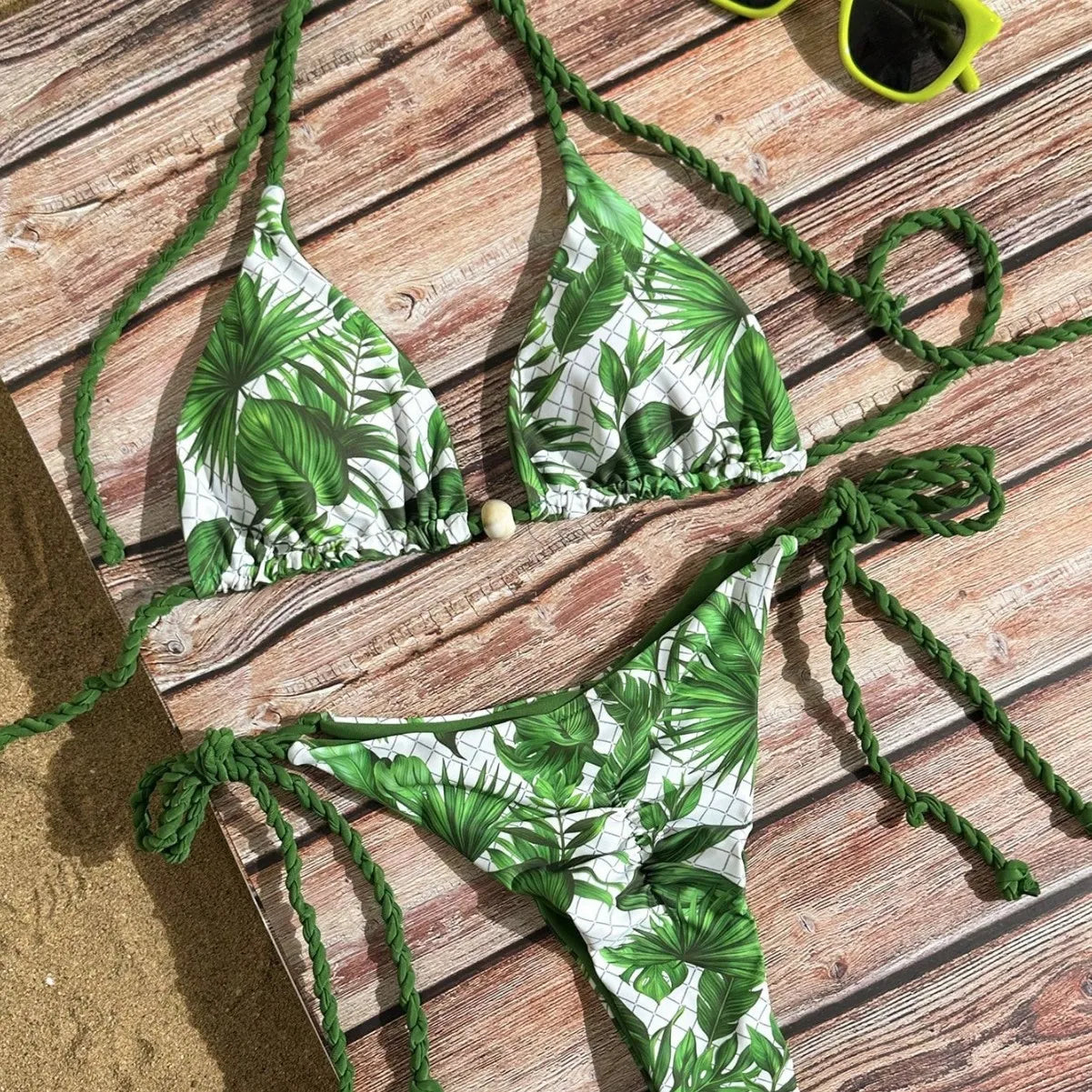 Leaves Print Bikinis Set