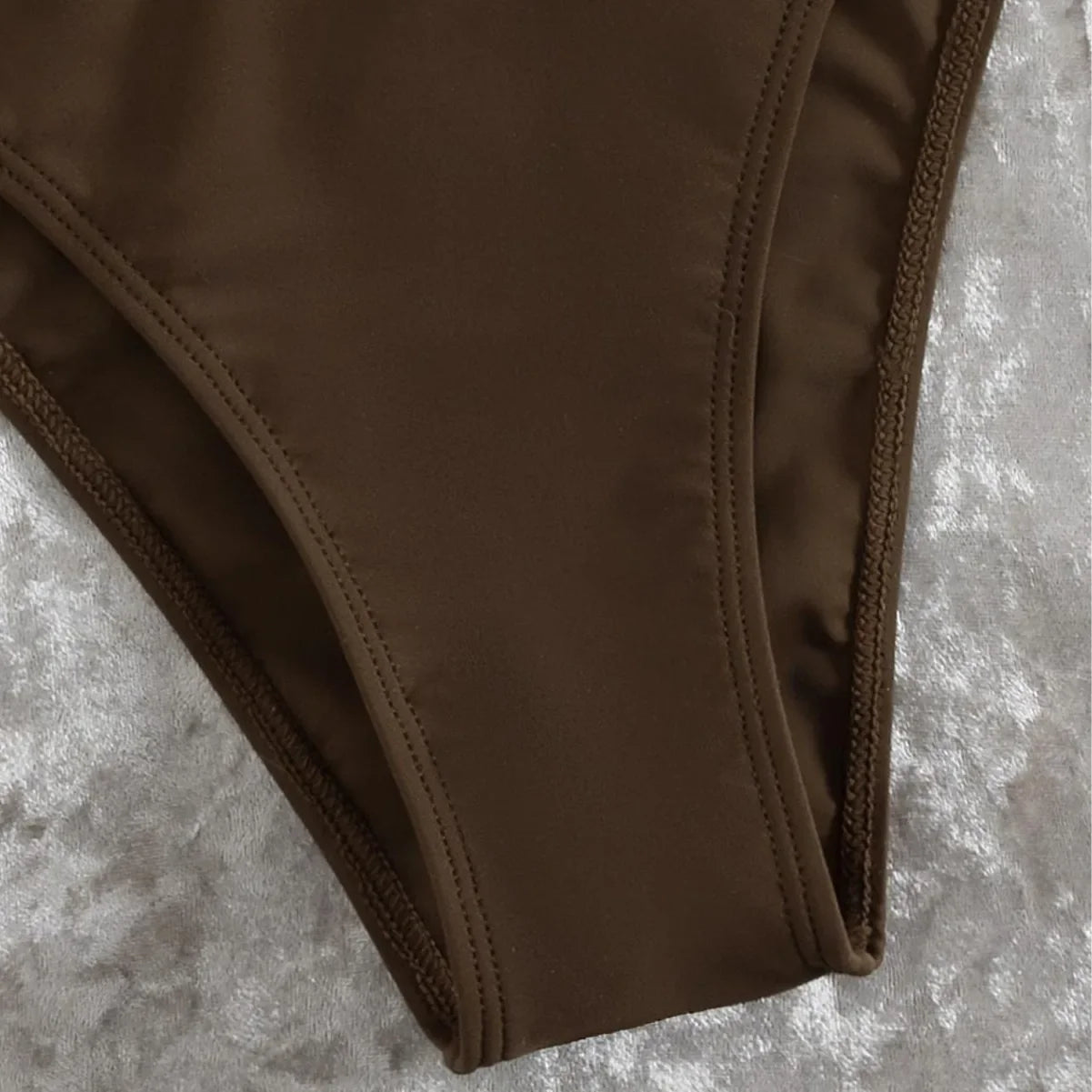 Solid One Piece Suits Swimsuit Spaghetti Strap Metal Buckle Front Cutout High Cut Beach Swimwear Bodysuits
