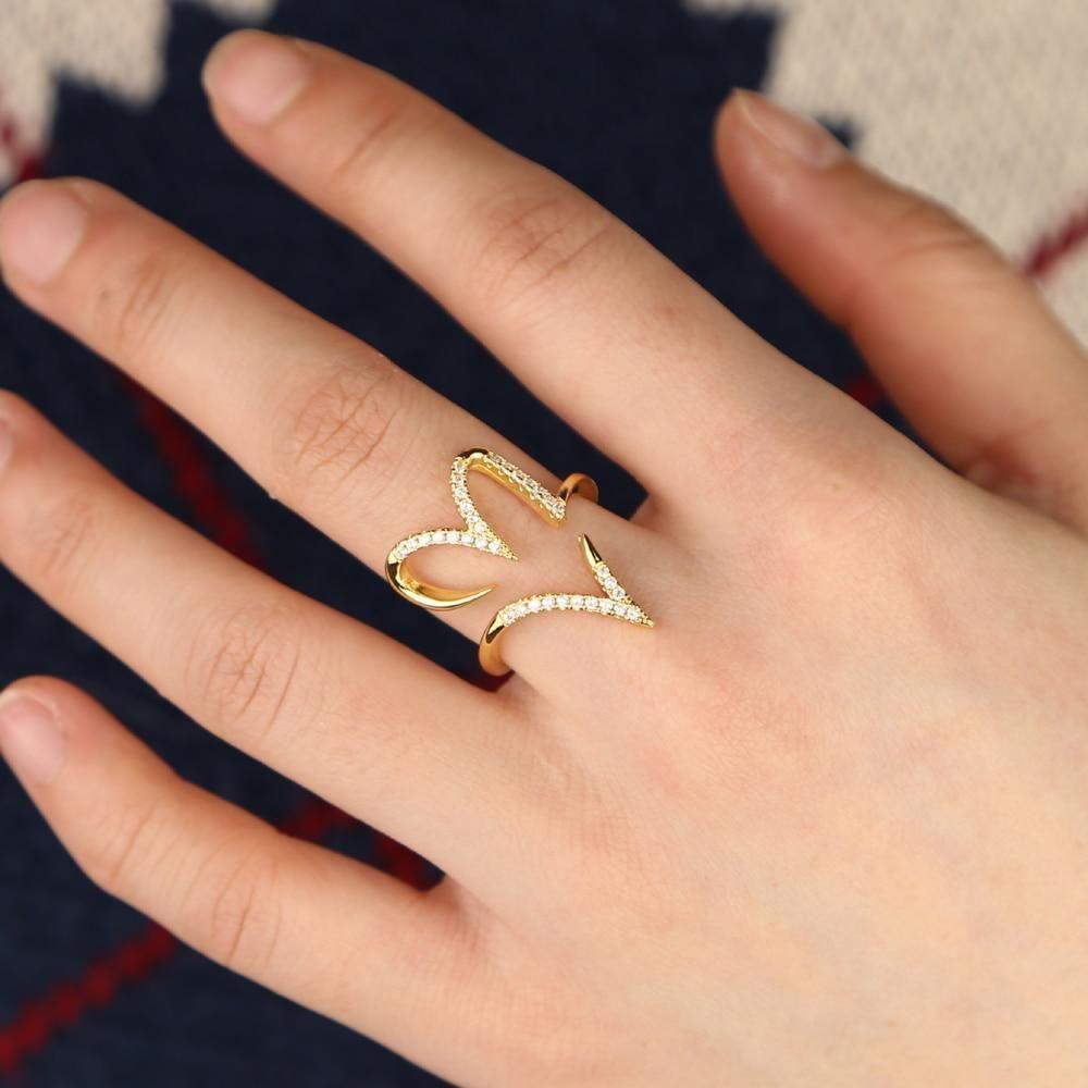 Big Heart Golden Color Finger Rings