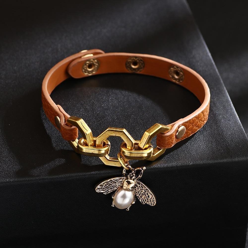 Bracelet Vivid Bee Pendant Bangles Punk Style Brown PU Leather Accessory