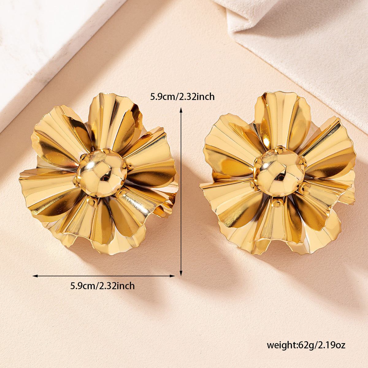 Flower Scalloped Pleated Earrings