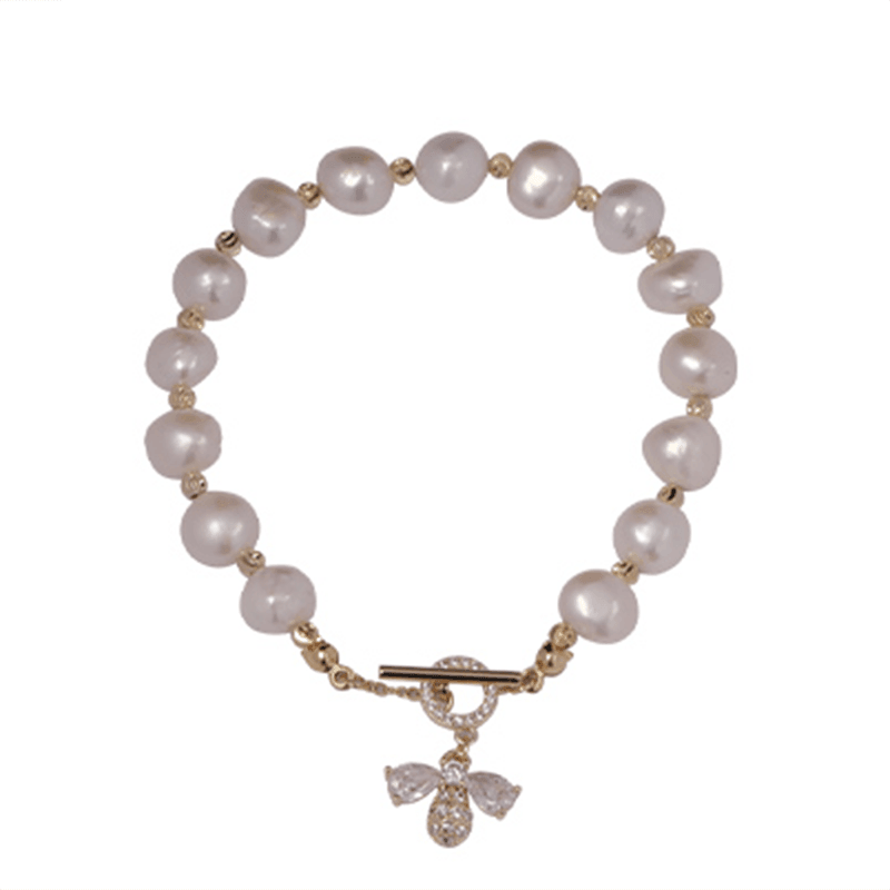 Classic Natural Pearl Bee Pendant Bracelet