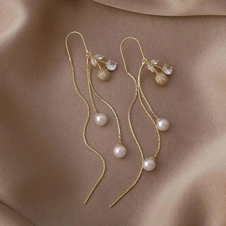 Classic Pearl Heart Long Earrings