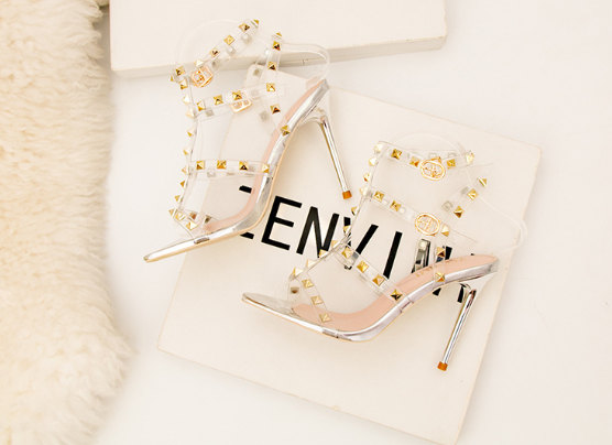 Buckle Rivet Rome Shoes