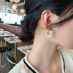 Earrings Rounded Pearl