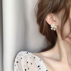 Earrings Faux Pearl Flower