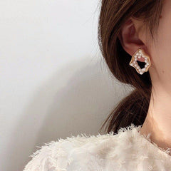 Earrings Geometric Small Pearls Pattern