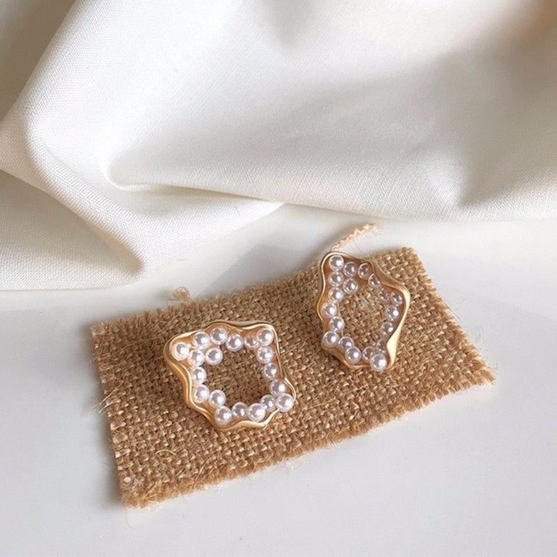 Earrings Geometric Small Pearls Pattern