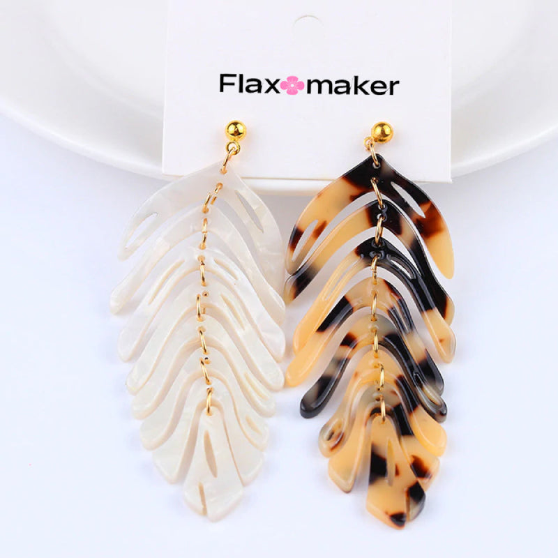 Flaxmaker Simple Leaf Pendant Earrings