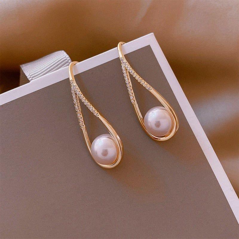 Pearl Geometric Golden Long Earrings