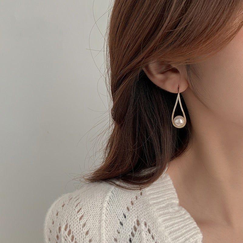 Pearl Geometric Golden Long Earrings