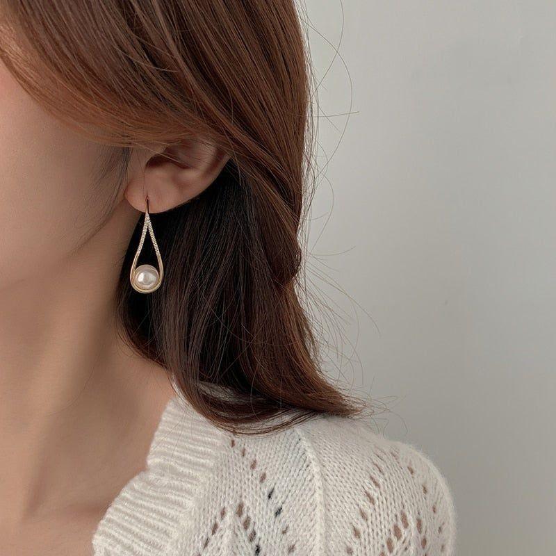 Pearl Geometric Golden Long Earrings