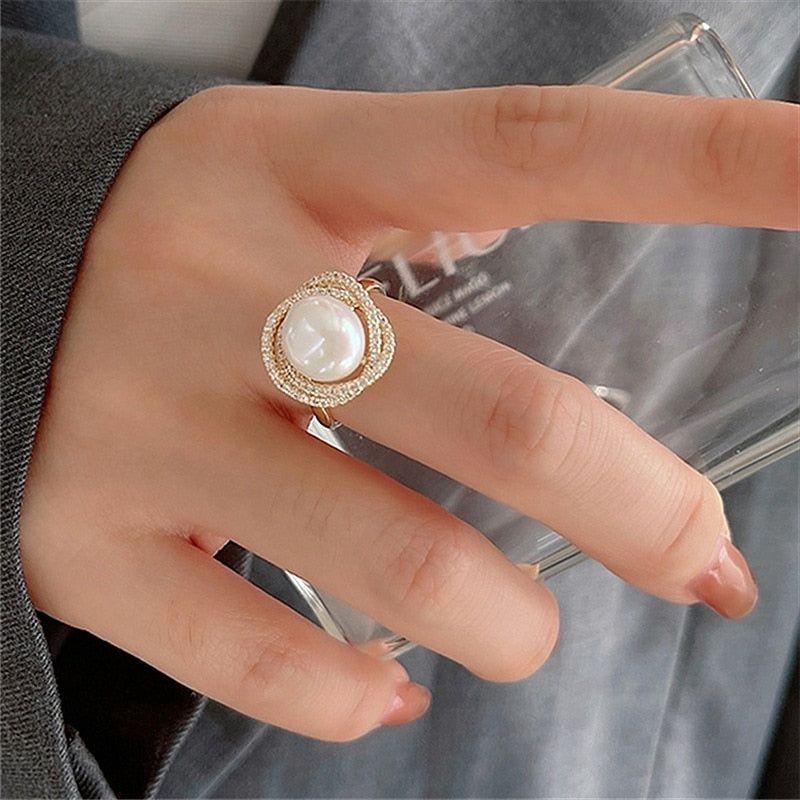 Finger Rings Classic Pearl Flower