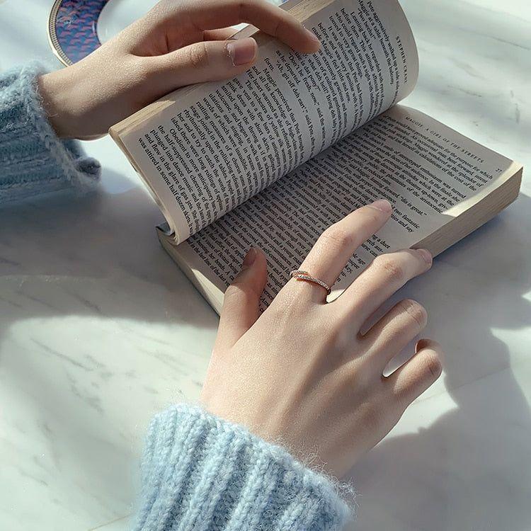 Geometric Rose Golden Finger Rings