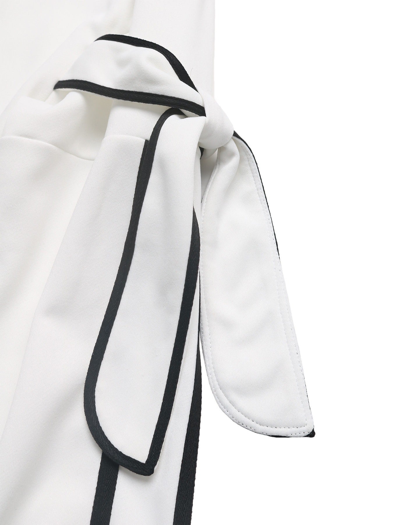 Bow-Tie Round Neck Pullover Top