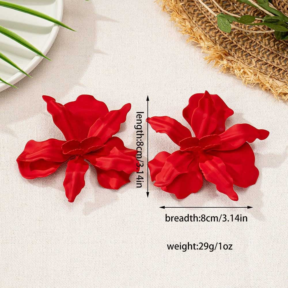 Lrregular Three-Dimensional Flower Design Earrings