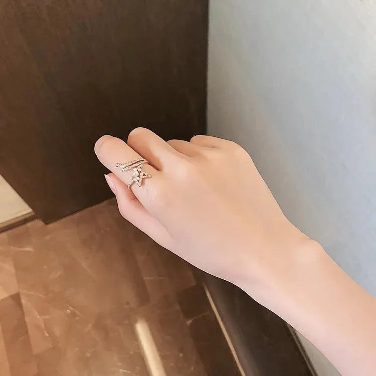 Incomplete Star Pearl Zircon Golden Opening Finger Rings