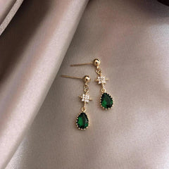 Long Earrings Green Crystal Pattern