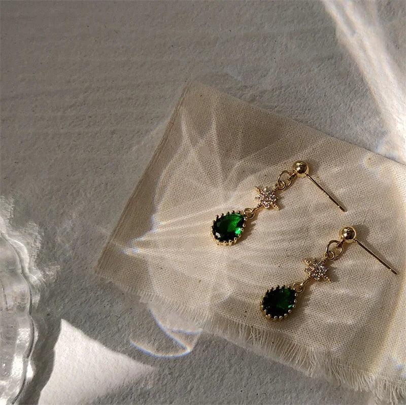 Long Earrings Green Crystal Pattern