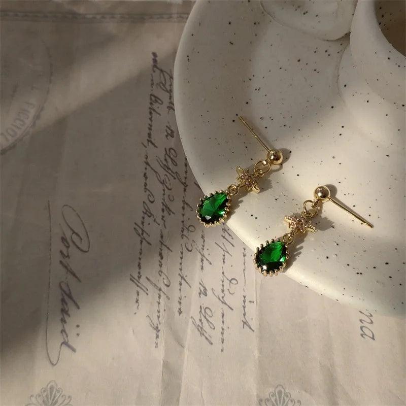 Long Earrings Green Crystal Pattern