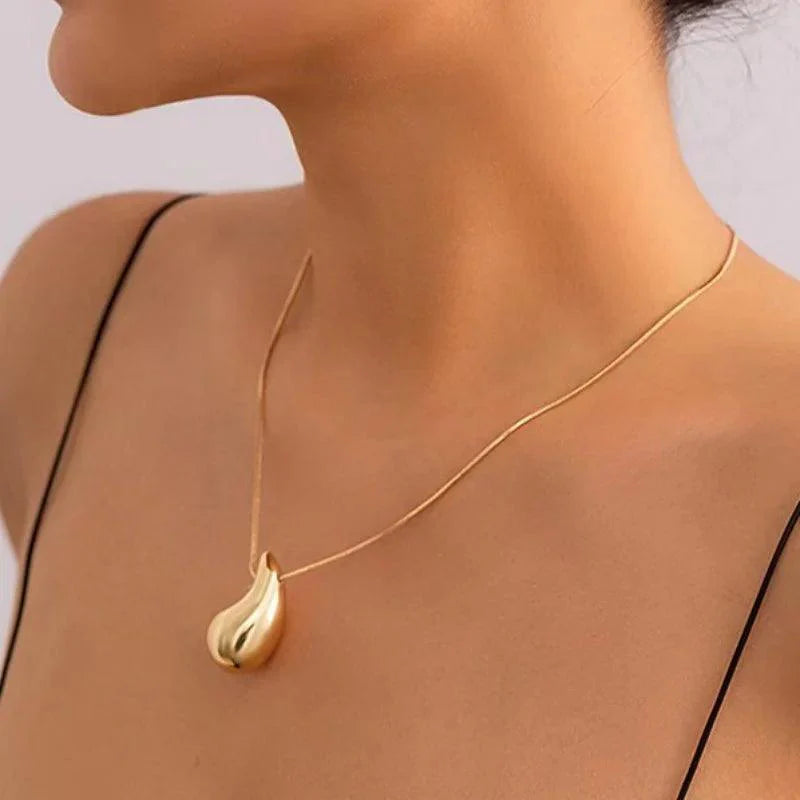 Simple Golden Pea Stainless Steel Short Necklace