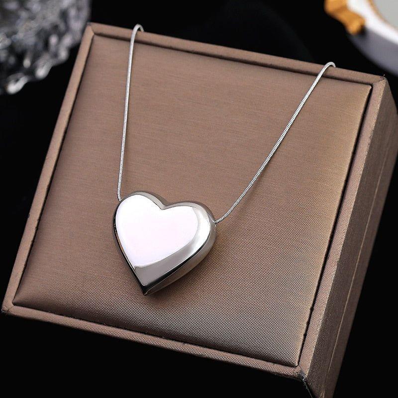 Simple Metal Heart Necklaces