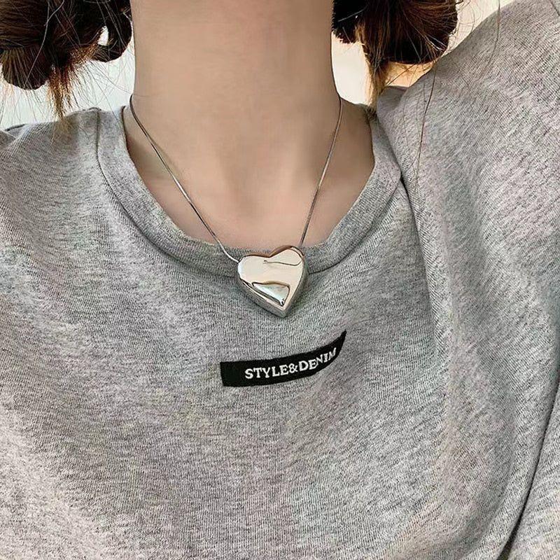 Simple Metal Heart Necklaces
