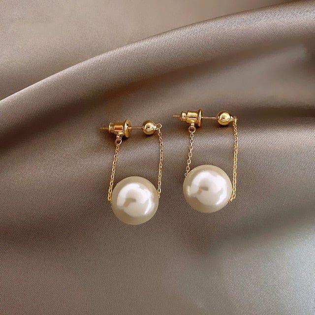 Simple Small Pearl Earrings