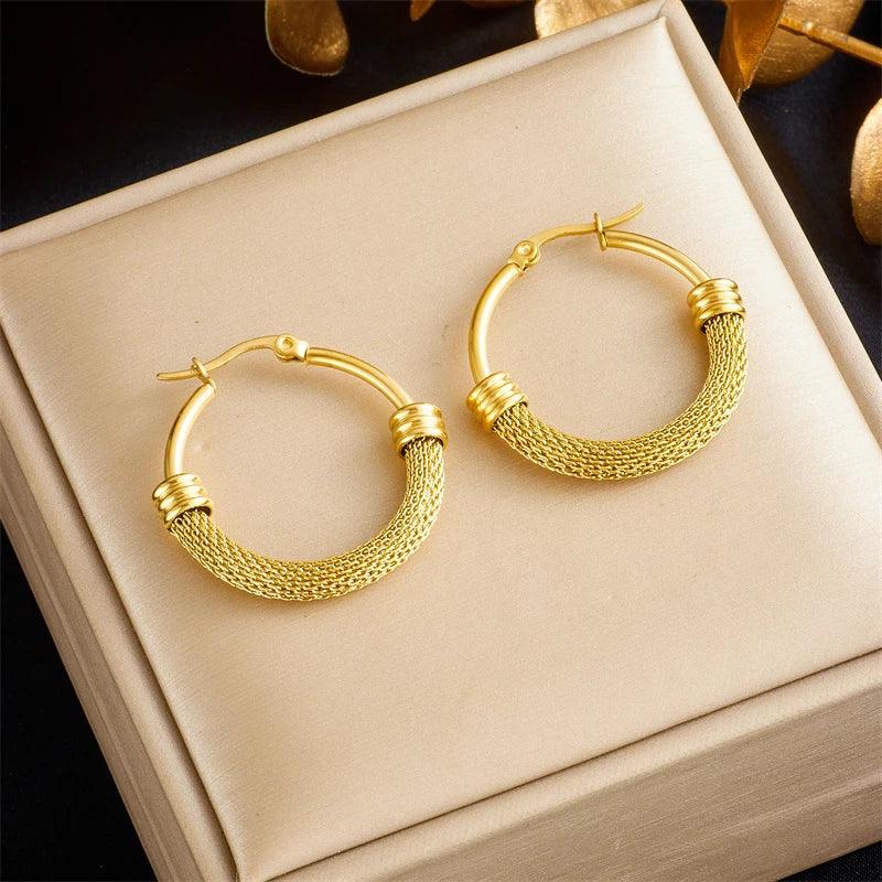 Stainless Steel WB137 Oval Metal Earbuckle Hoop Earrings