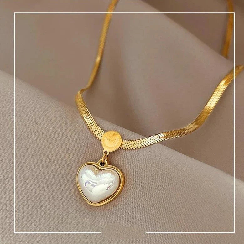 WB125 Pearl Heart Pendant Stainless Steel Necklace