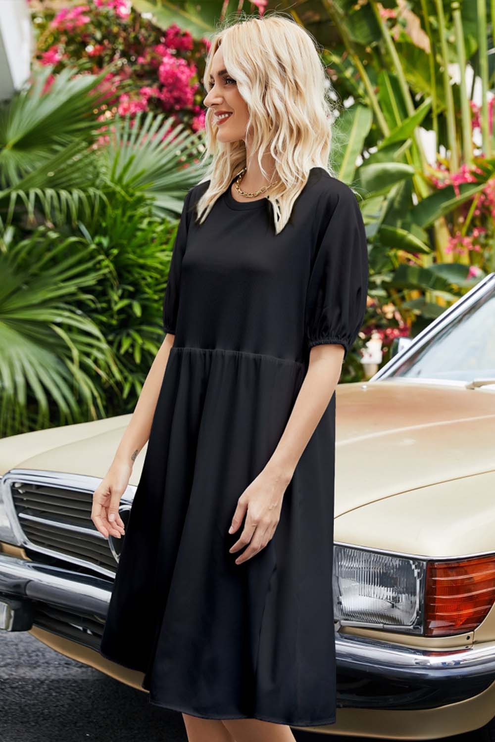 Loose Short-Sleeved Mid-Length Dress