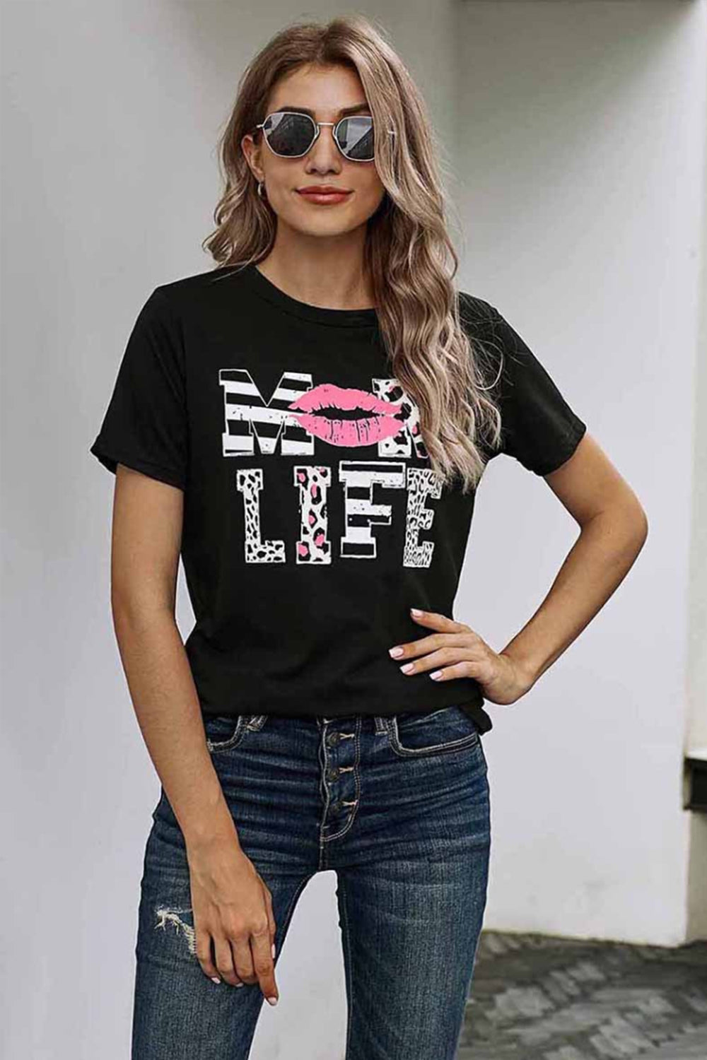 Letter Lip Print Round Neck T-Shirt