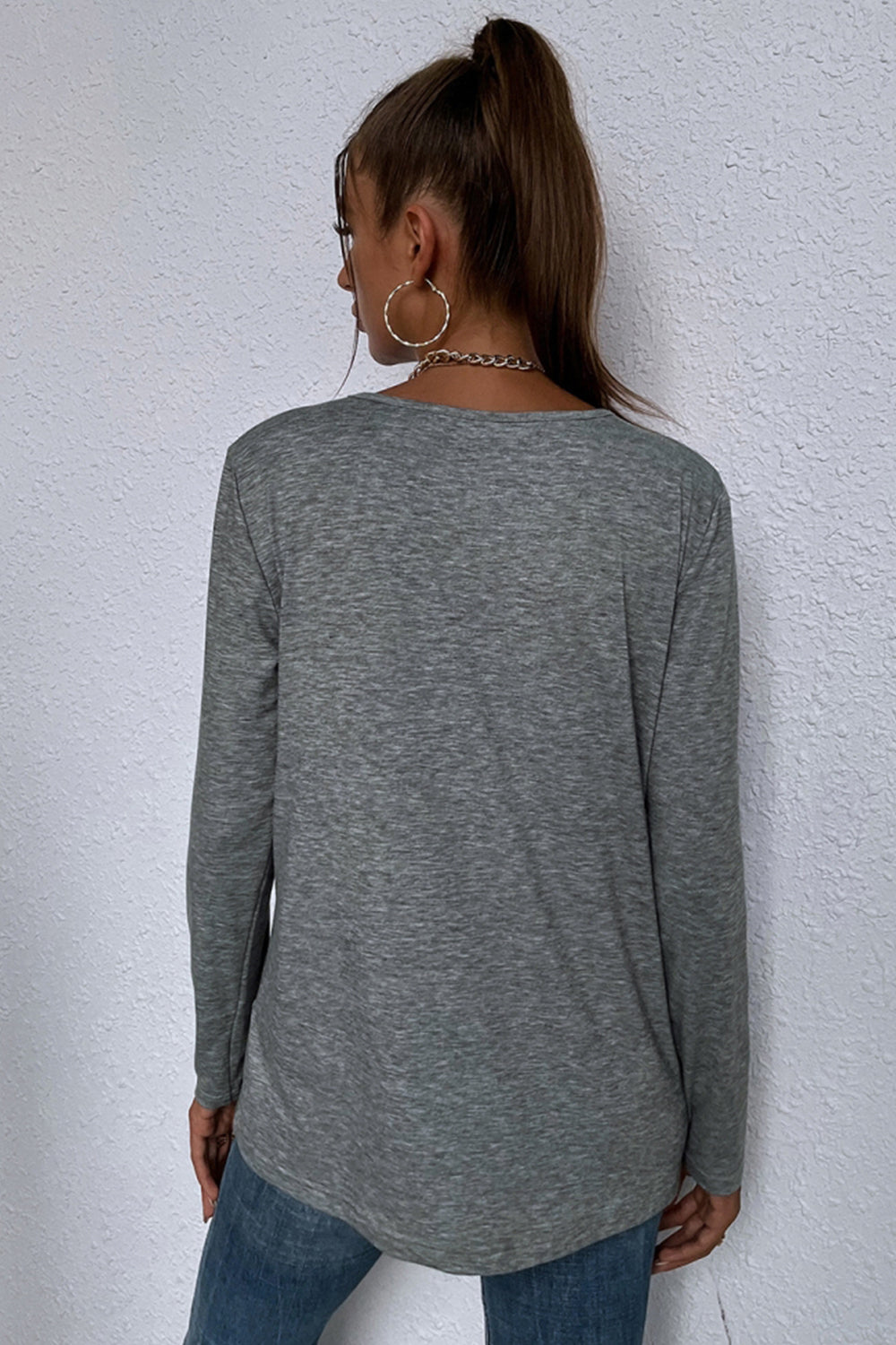 Round Neck Long Sleeve Single-Breasted T-Shirt
