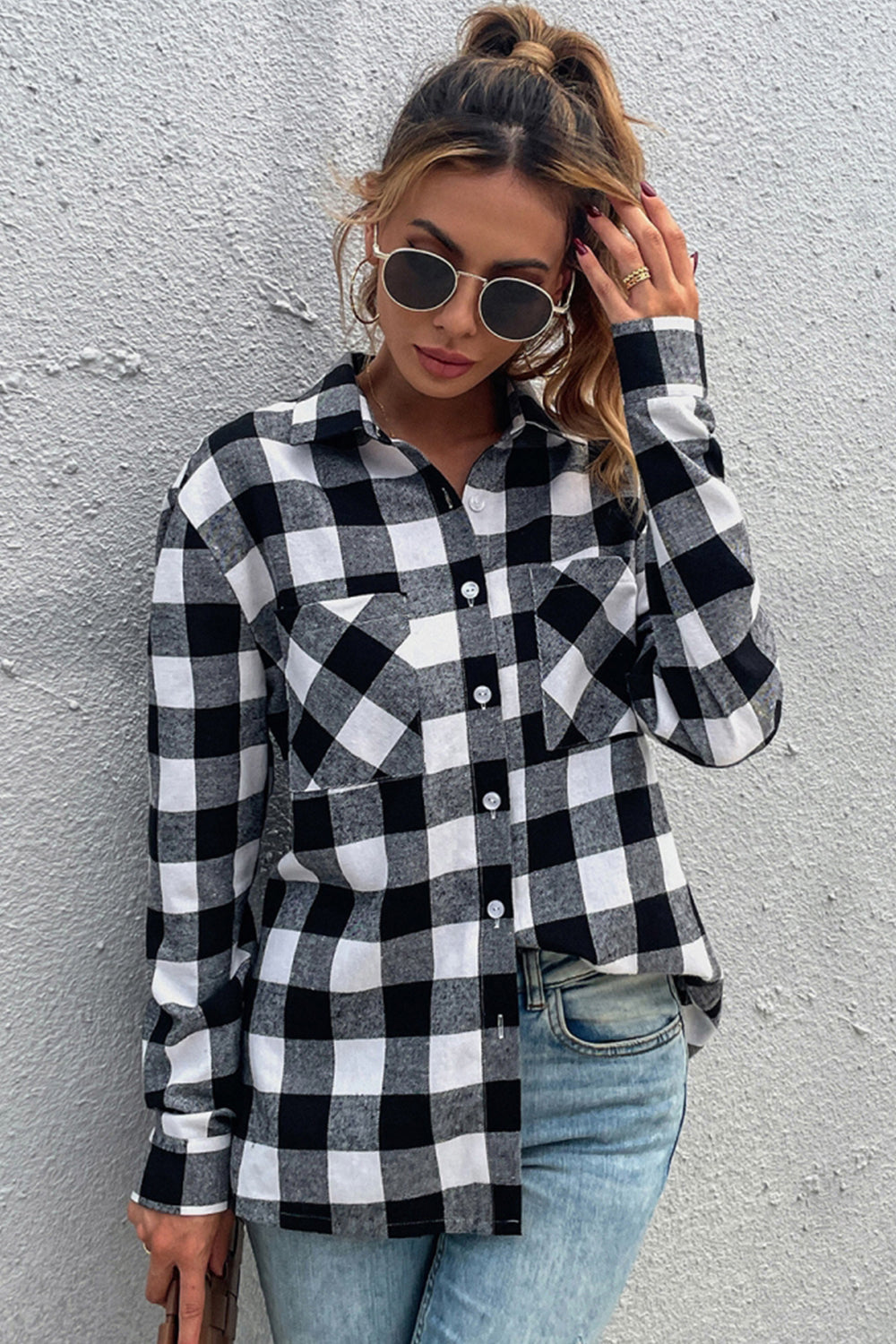 Black And White Plaid Long-Sleeved Shirt